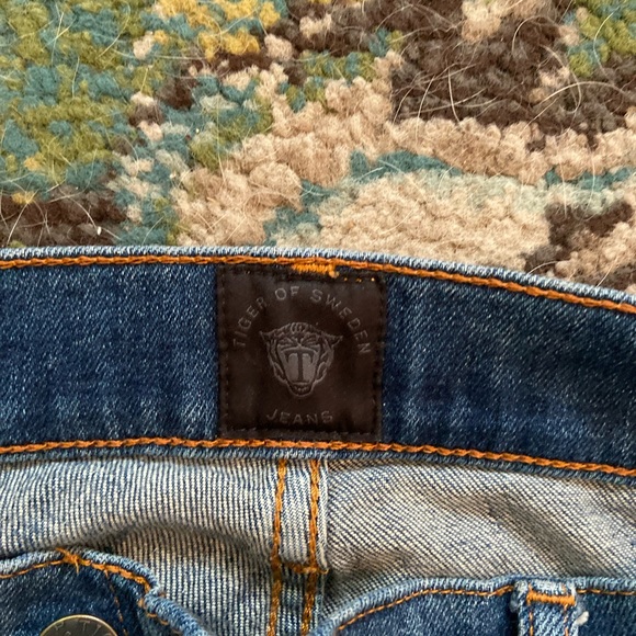 Tiger Of Sweden, excellent condition. Would keep but they don’t fit anymore 😭 - Picture 6 of 7